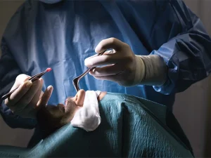 پیوند غضروف بینی برای جراحی ترمیمی